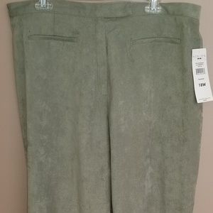 New Norton Studio Sage pants with stretch woman's